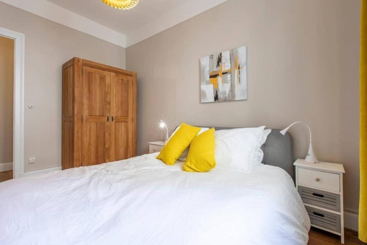 The Red Heart Of Annecy - Beautiful Apartment For 4 People Exterior photo